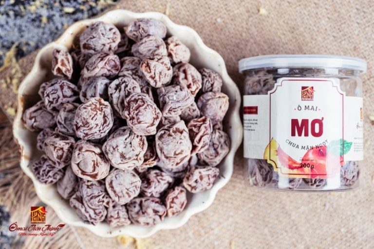 Mơ chua mặn ngọt Tiến Thịnh